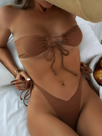 One-piece low waist strapless bikini