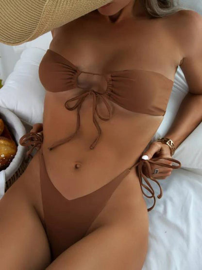 One-piece low waist strapless bikini